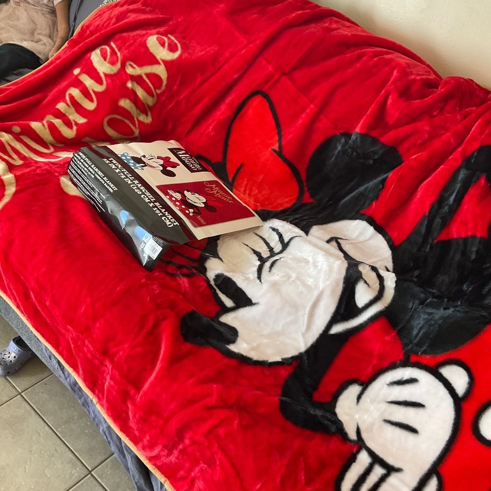Minnie Mouse blanket